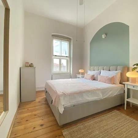 Missafir Distinguished Flat Near Istiklal *