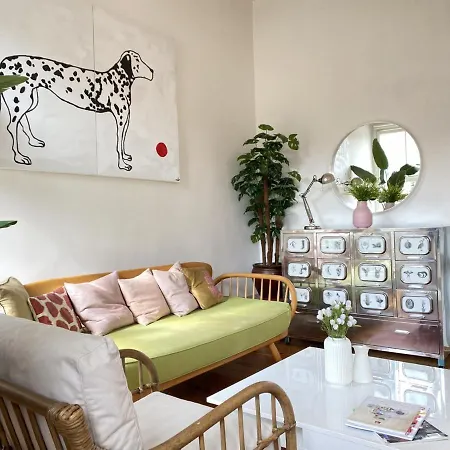 Apartment Distinguished Flat Near Istiklal