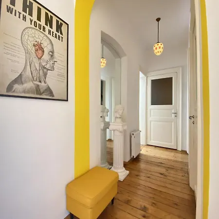 Apartment Distinguished Flat Near Istiklal